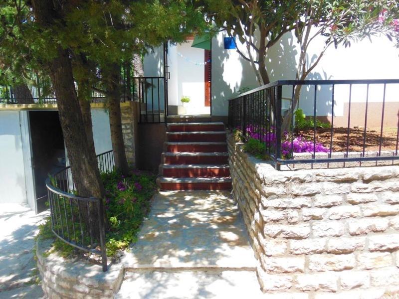 Holiday Home Oleander Zaboric Εξωτερικό φωτογραφία