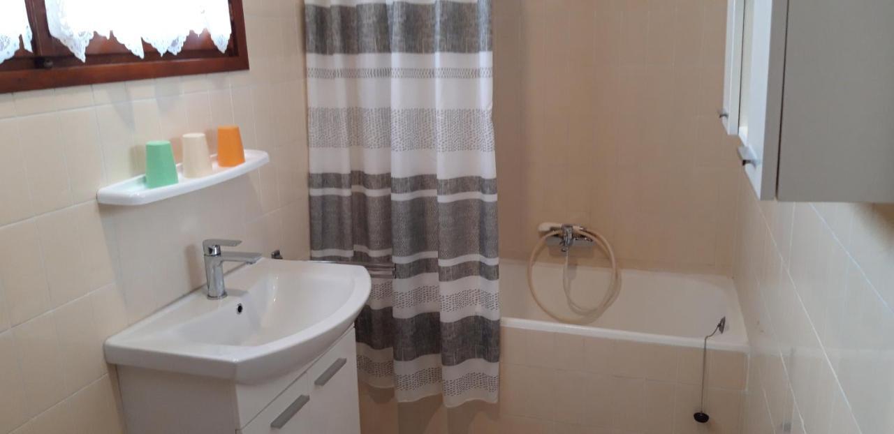 Holiday Home Oleander Zaboric Εξωτερικό φωτογραφία